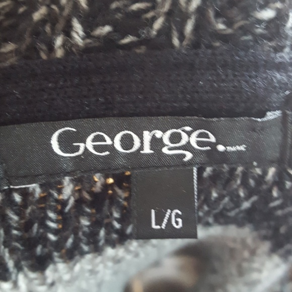 Cozy Cowl Sweater - L - Picture 3 of 4